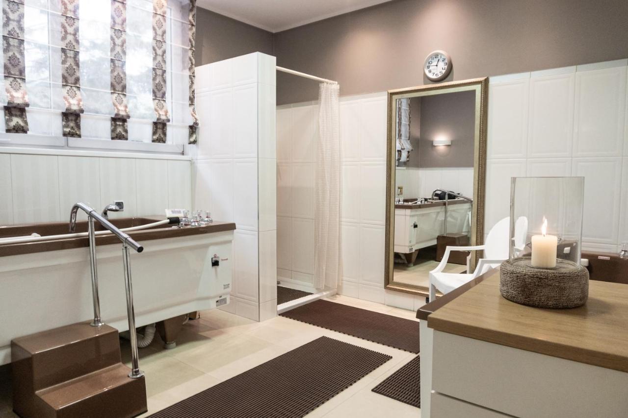 Hotel Pod Jeleniem Swieradow-Zdroj Ngoại thất bức ảnh